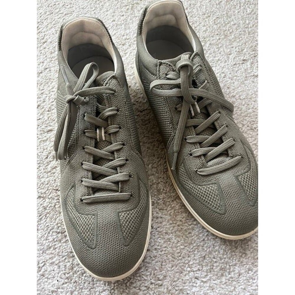 Rothy's Men's RS01 Sneaker | Olive Green | M9